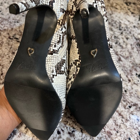 HOT!! Heel boots/booties *new* - Picture 4 of 4